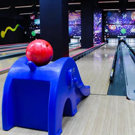 Raketa Bowling Πανσιόν Όπαβα