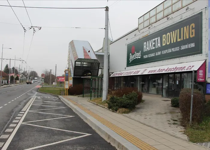 Raketa Bowling 3*